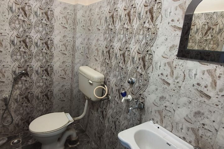 Room 42 of 43
