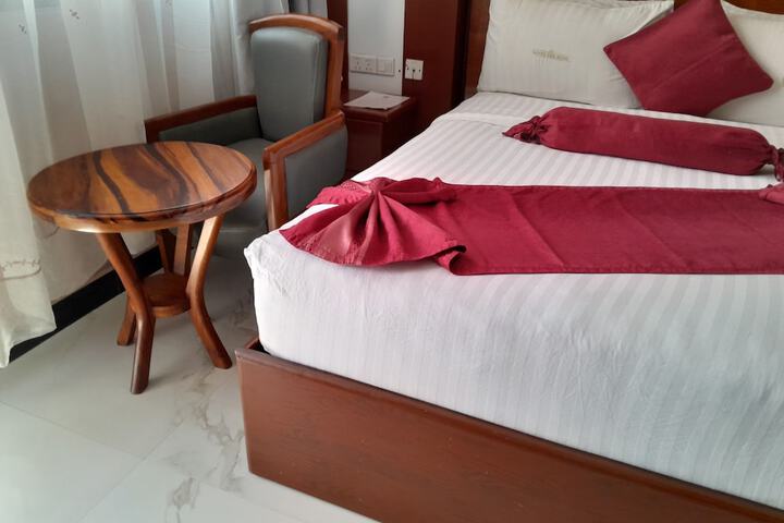 Room 29 of 119