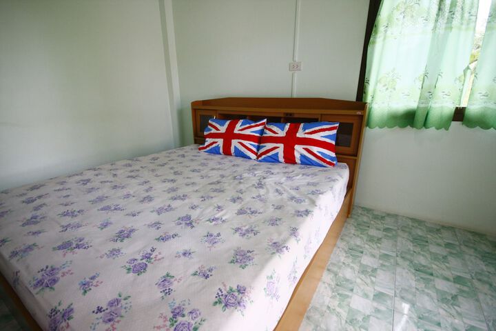 Room 5 of 69