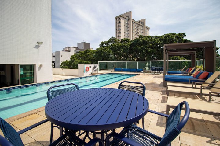 Pool Hotel
