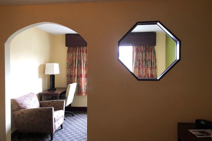 Room 3 of 12