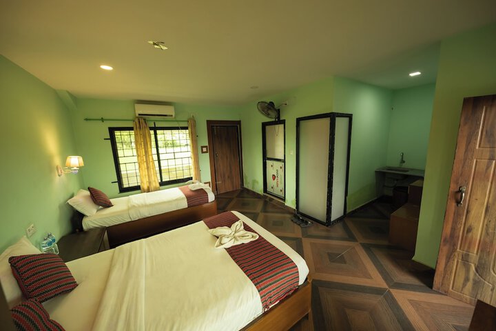 Room 14 of 77