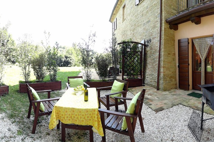 Terrace/Patio 12 of 33