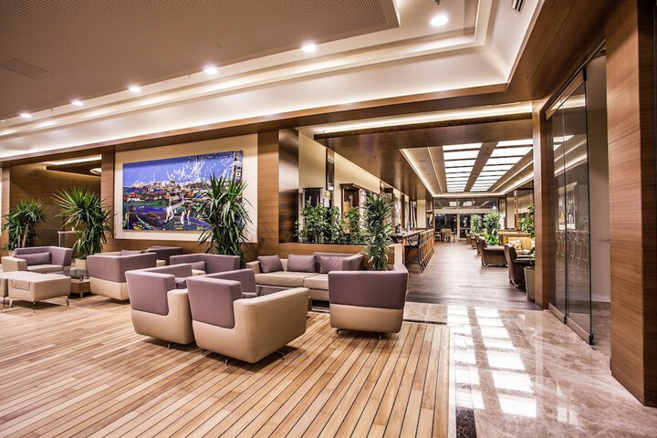 Hotel Lobby