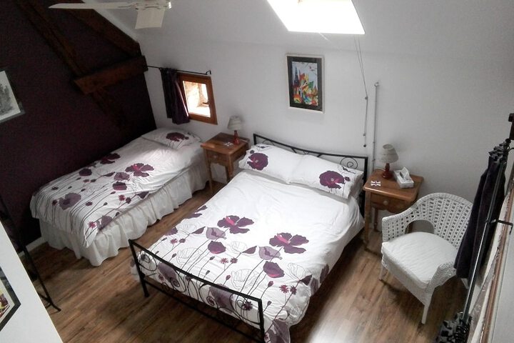 Room 13 of 18