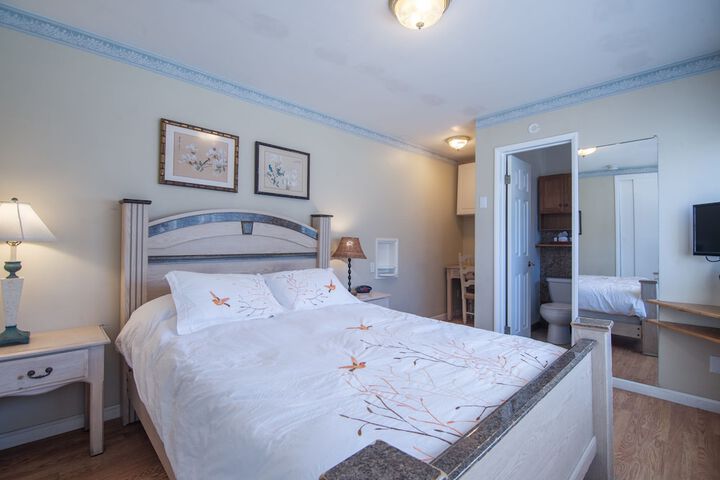 Room 3 of 49