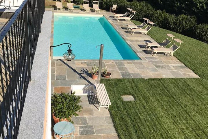 Pool Hotel