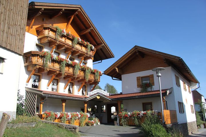 Hotel 115 of 120