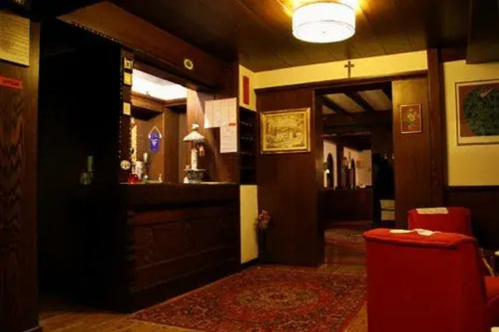 HOTEL PINETA