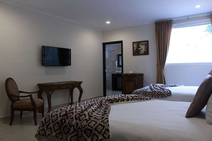 Room 19 of 85