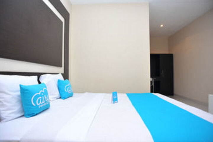 Room 16 of 31