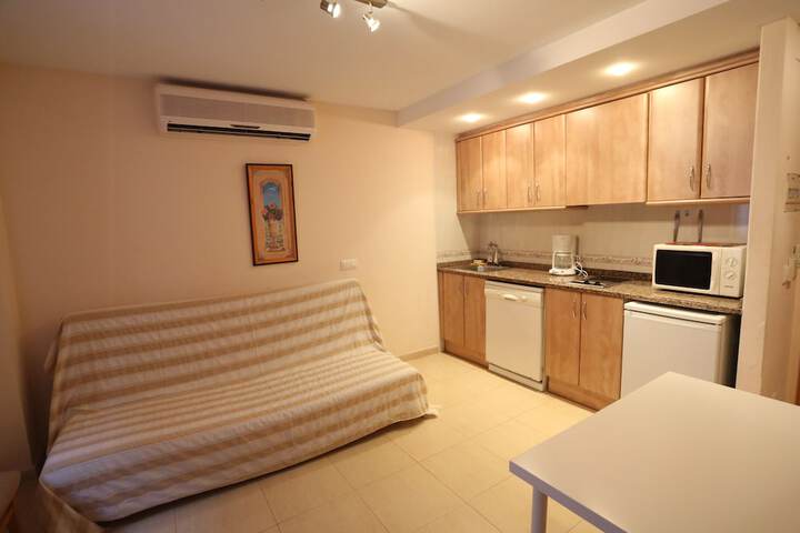 Room 10 of 44