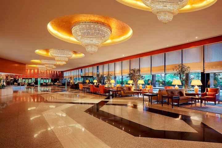 Hotel Interior 4 of 131