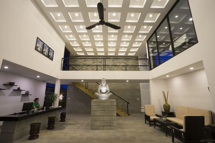 Hotel Interior 2 of 80