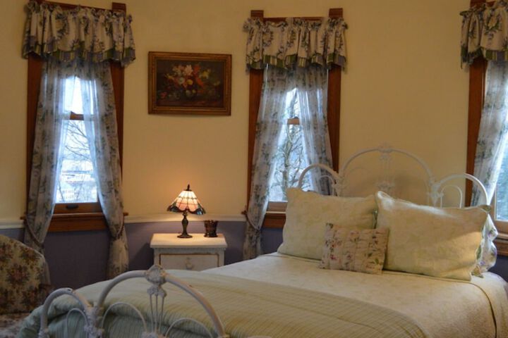 Room 9 of 69