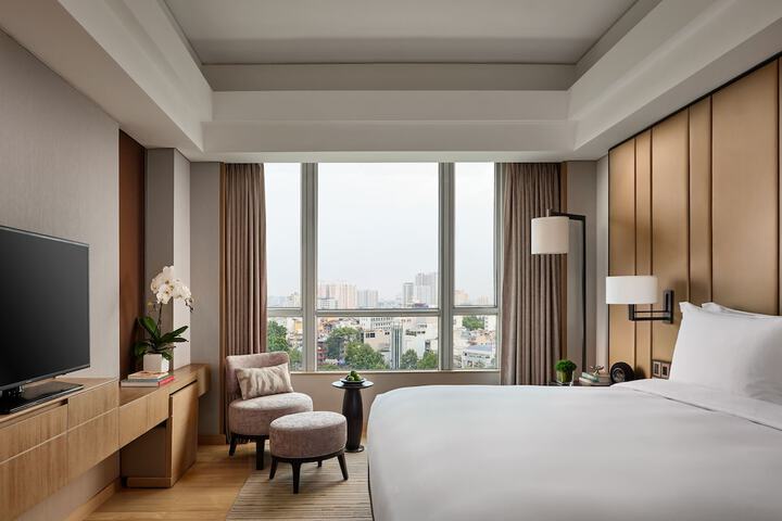 Room 36 of 121