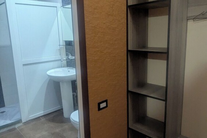 Room 30 of 110