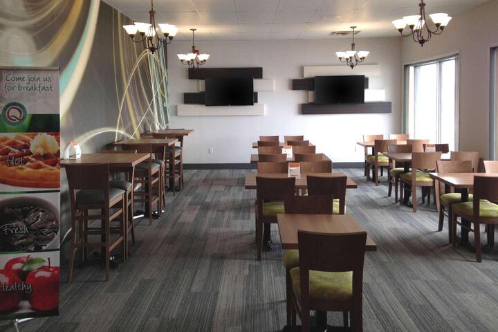 Hotel Interior 17 of 32