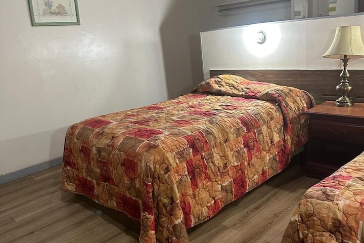 Room 24 of 51