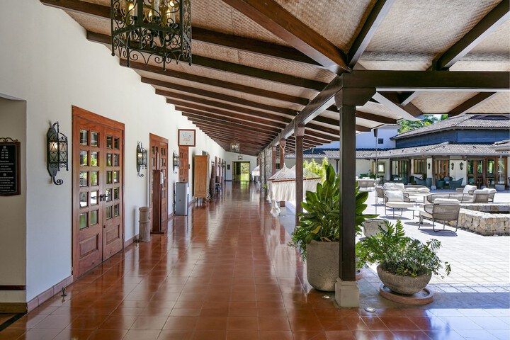 Lobby Entry