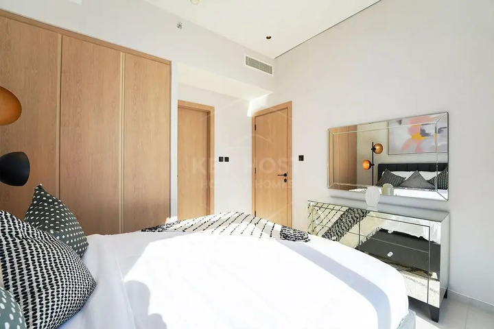 Room 2 of 12