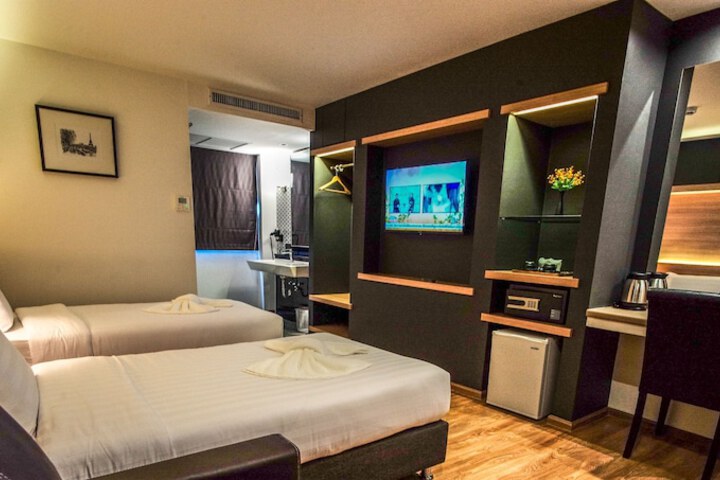 Room 14 of 78
