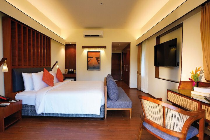 Room 2 of 29