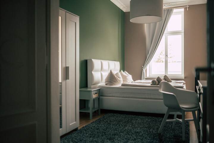 Room 49 of 289