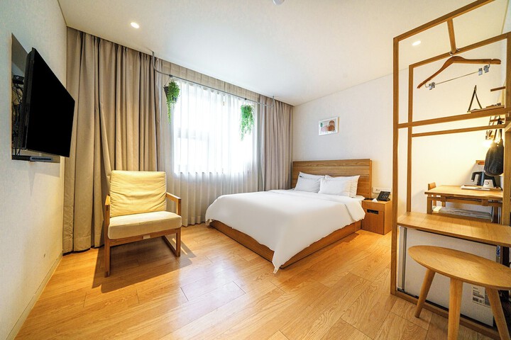 Room 60 of 88