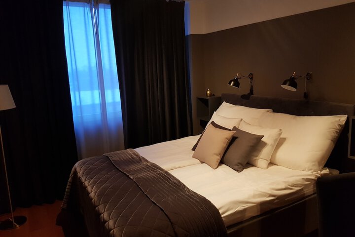 Room 11 of 29