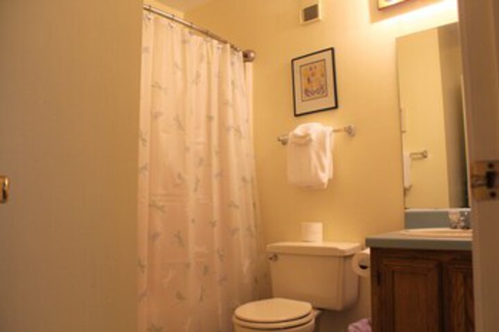 Room 3 of 22