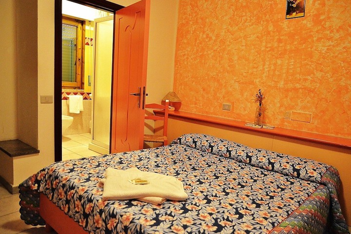 Room 14 of 21