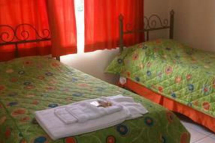 Room 6 of 34