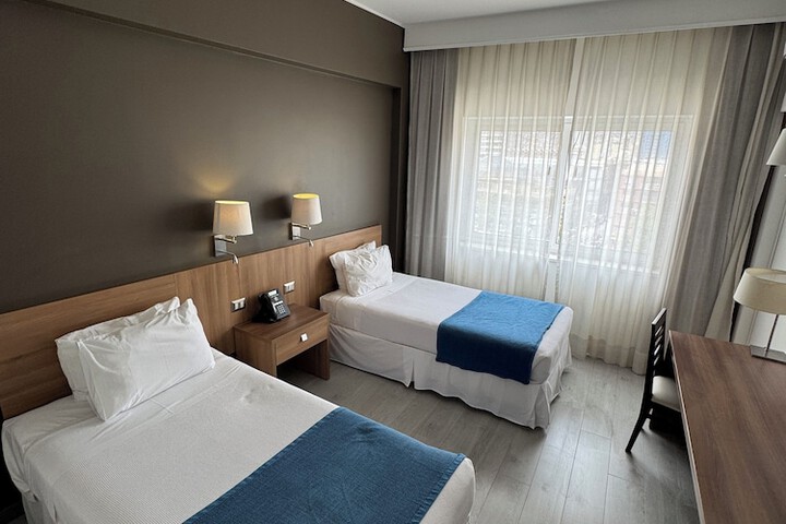 Room 29 of 127