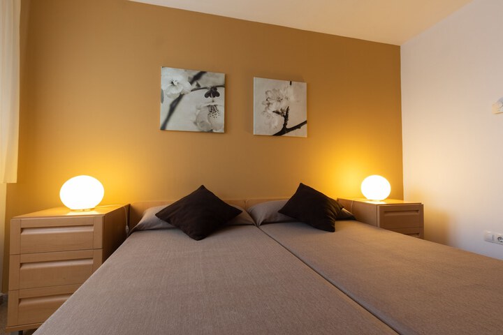 Room 12 of 66