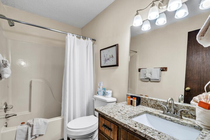 Room 20 of 180