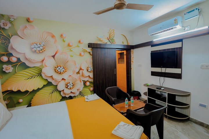 Room 4 of 94