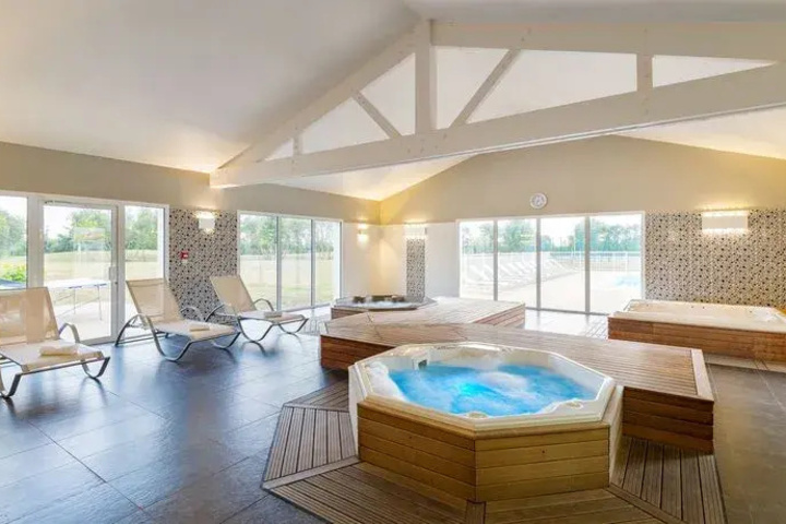 Pool 17 of 35