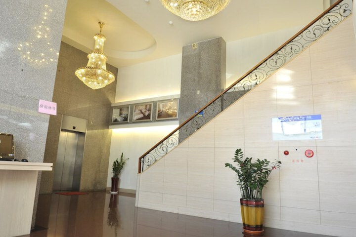Hotel Interior 4 of 62