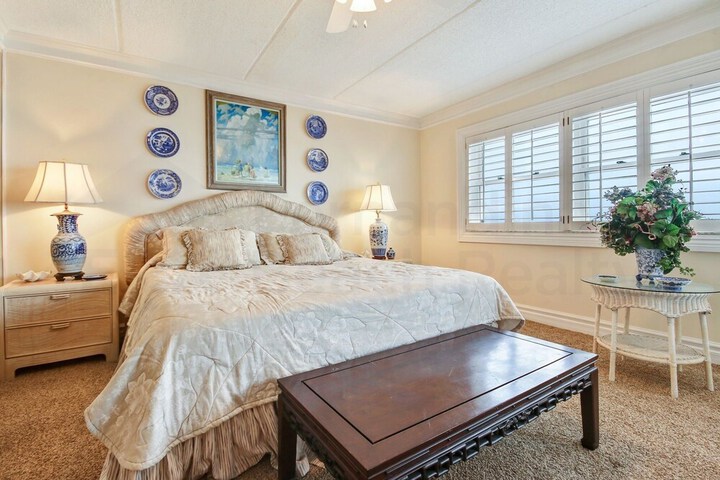 Room 3 of 35