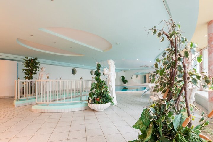 Pool 23 of 55