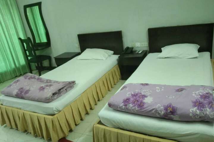 Room 34 of 58