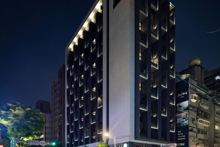 Hotel 66 of 66
