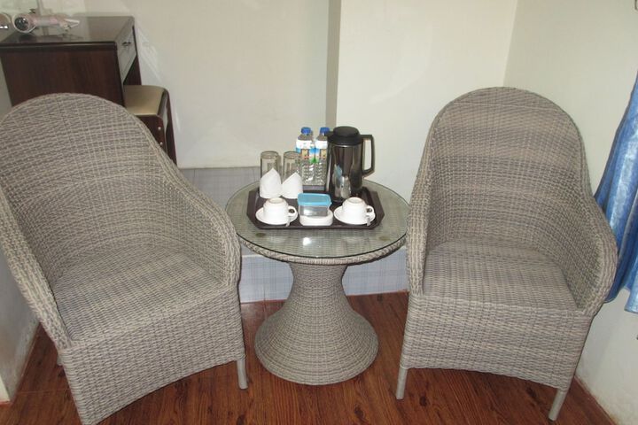Breakfast/Coffee Service 17 of 34