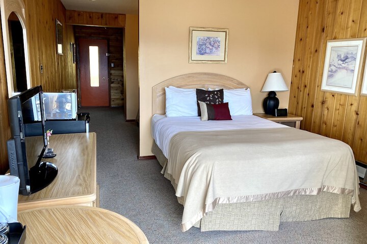 Room 5 of 22