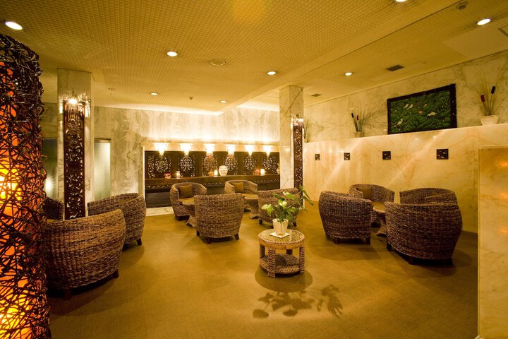 Hotel Interior 8 of 33