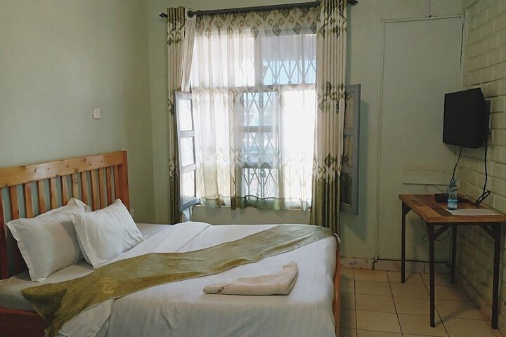 Room 9 of 19