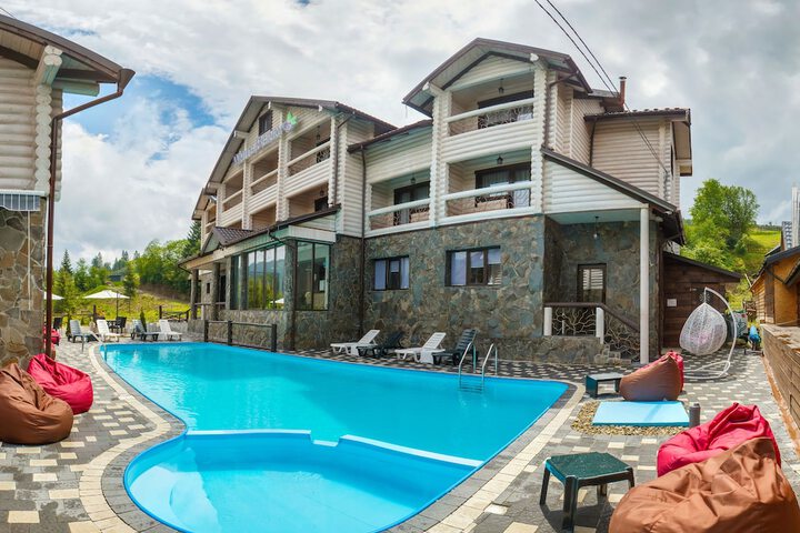 Whiteberry Hotel in Bukovel