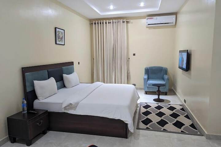 Room 7 of 43