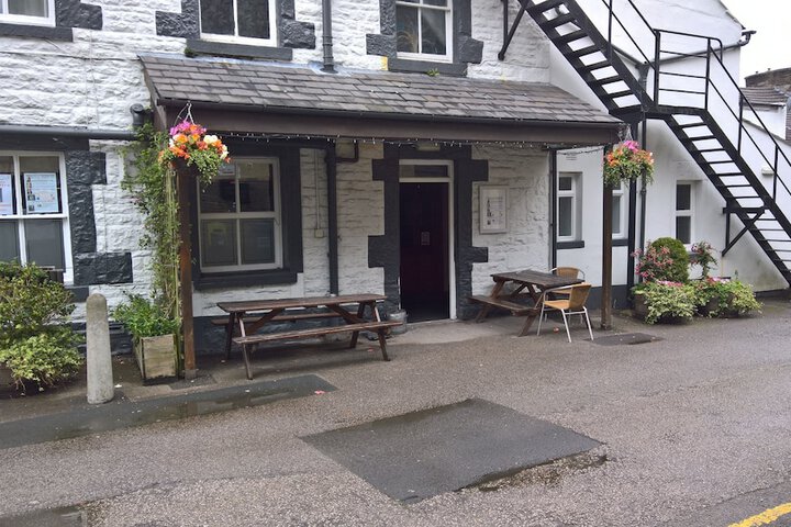 BLACK BULL HOTEL
